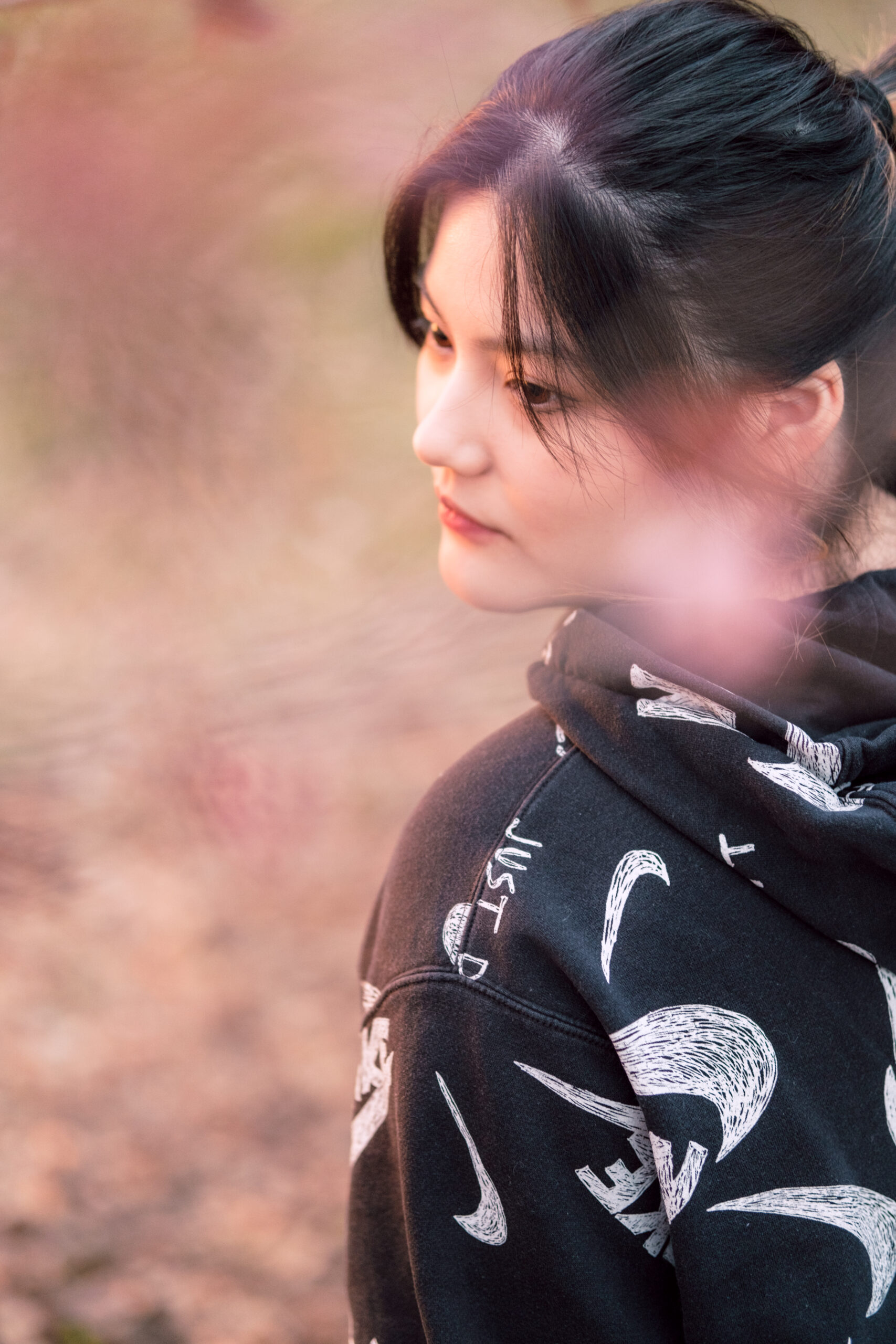 Soft outdoor profile portrait